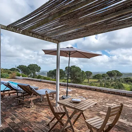 Alto Da Lua ベッド・アンド・ブレックファスト 3*