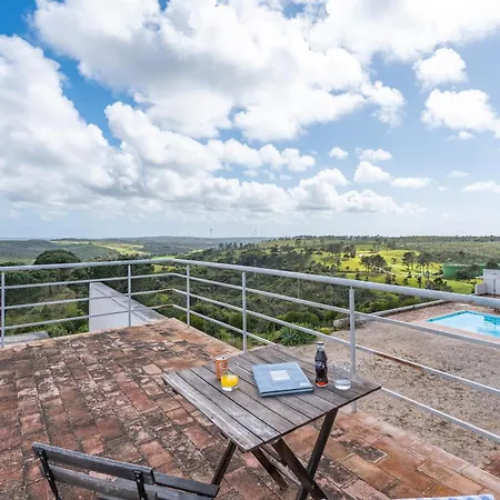 Alto Da Lua بورديرا