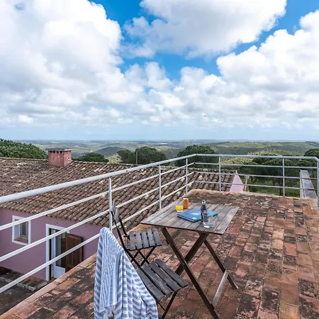 Alto Da Lua ベッド・アンド・ブレックファスト