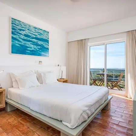 فندق مبيت وإفطار Alto Da Lua 3*