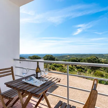 Alto Da Lua ベッド・アンド・ブレックファスト 3*