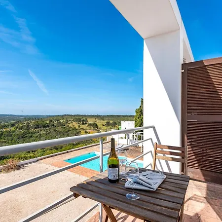 فندق مبيت وإفطار Alto Da Lua 3*