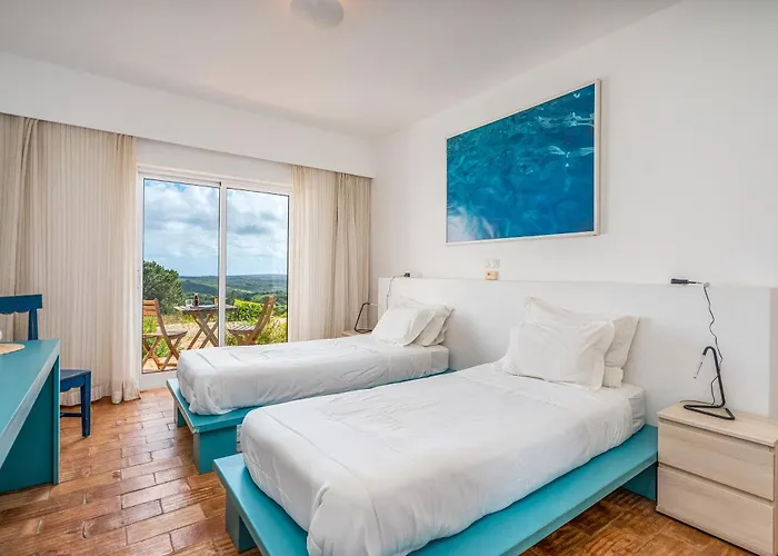 Alto Da Lua Bed & Breakfast Bordeira (Bordeira)