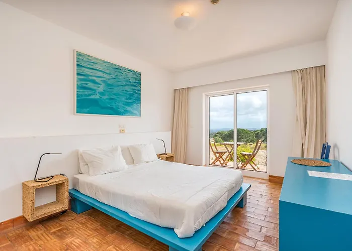 Alto Da Lua Bed & Breakfast 3*